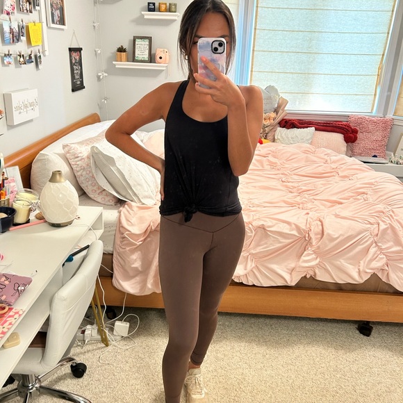 Lululemon Flowy Tank Top - Picture 5 of 7